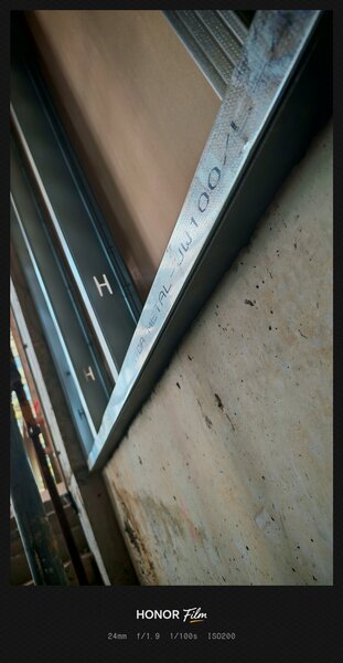 Personal pentru servicii in domeniul constructiilor