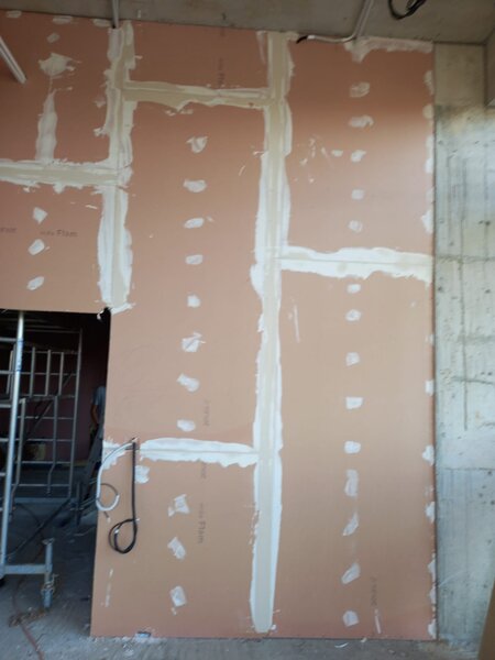 Personal pentru servicii in domeniul constructiilor